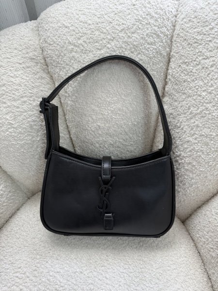 حقيبة ysl الشهيرة هاردوير اسود كواليتي توب <br> <span class='text-color-warm'>سيتوفر قريباً</span>