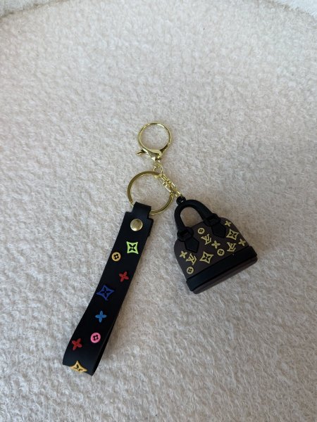 ميدالية مميزة من لوي فيتون