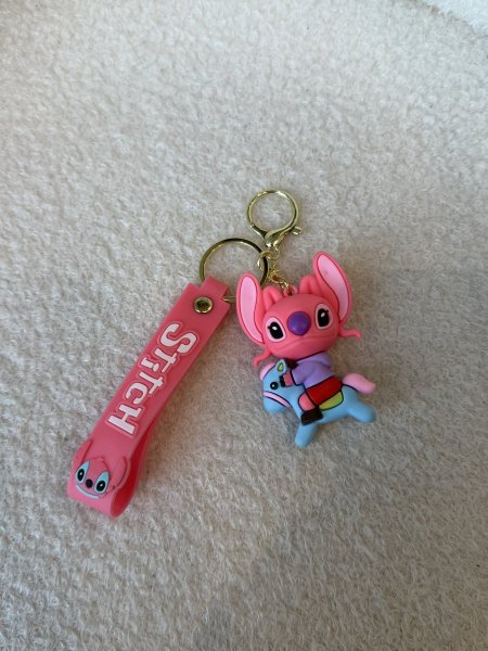 ميدالية الترند من stitch