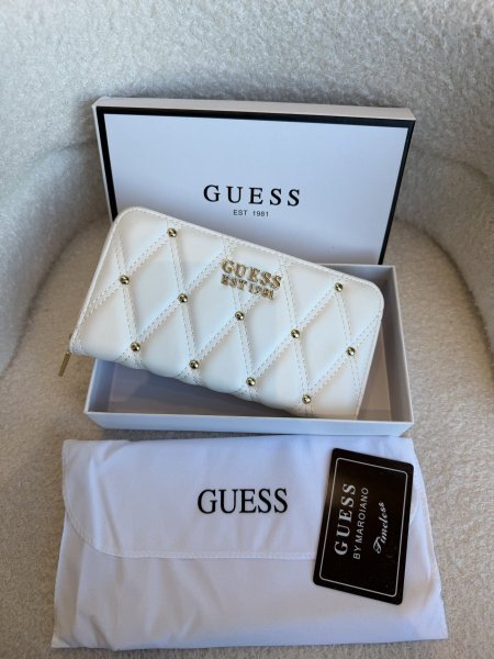 محفظة من جيس كواليتي جداً عالية