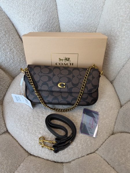 حقيبة من كوتش حجم وسط كواليتي جداً عالية شاملة العلبة