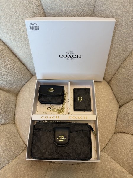 بكج من كوتش مكون من 3 قطع