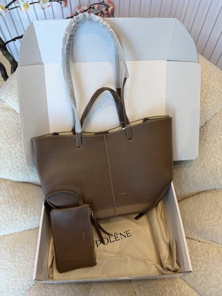 حقيبة من بولين حجم لارج كواليتي مشابهة للأصلية شاملة البوكس <br> <span class='text-color-warm'>سيتوفر قريباً</span>