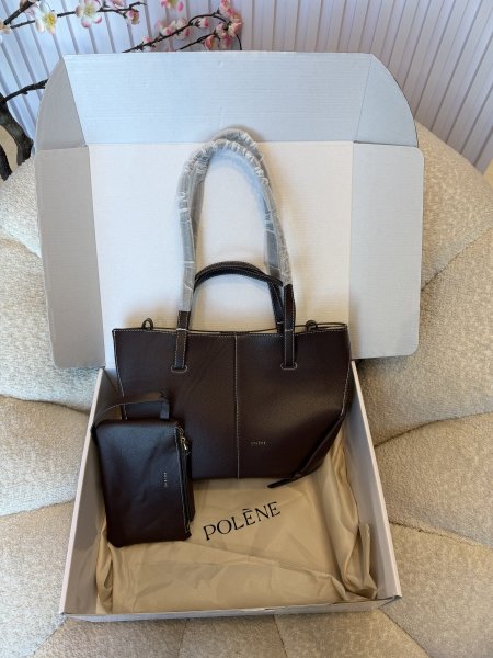 حقيبة من بولين حجم ميديوم كواليتي مشابهة للأصلية شاملة البوكس <br> <span class='text-color-warm'>سيتوفر قريباً</span>