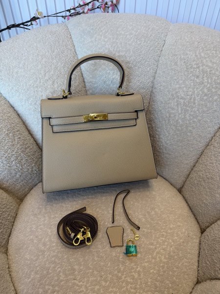حقيبة هيرمز كيلي حجم 25سم كواليتي جداً عالية