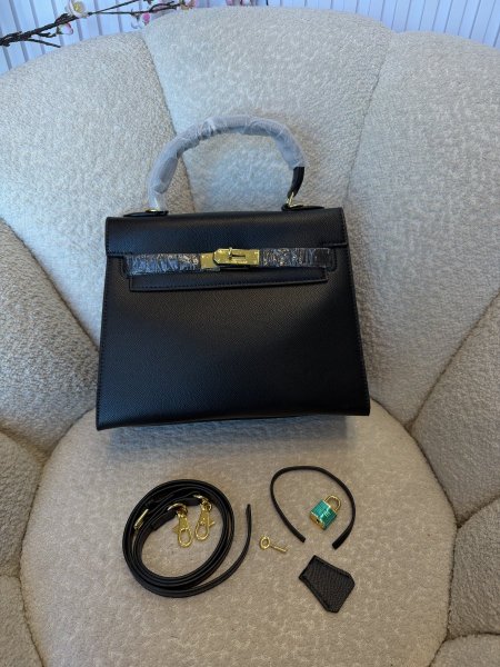 حقيبة هيرمز كيلي حجم 25سم كواليتي جداً عالية