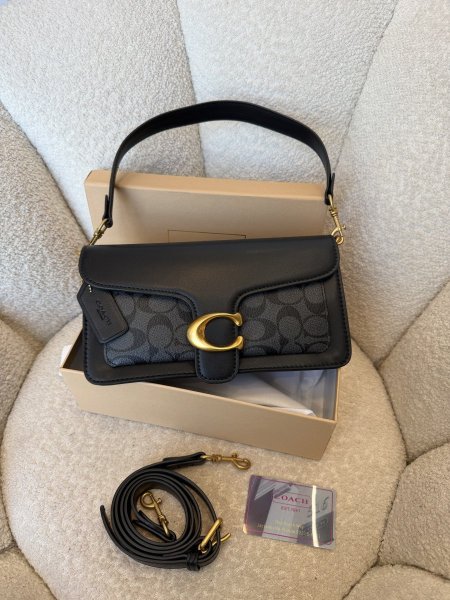 حقيبة كوتش تابي حجم وسط كواليتي جداً عالية شاملة العلبة <br> <span class='text-color-warm'>سيتوفر قريباً</span>