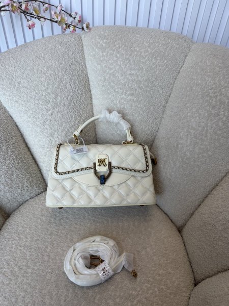 حقيبة اصلية من براند BANEVANF كواليتي جداّ عالية