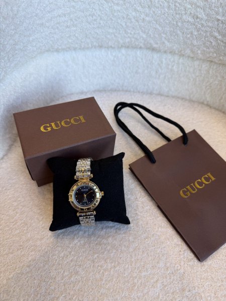 ساعة الترند من جوتشي كواليتي جداّ عالية