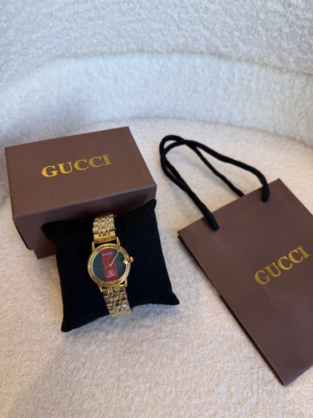 ساعة الترند من جوتشي كواليتي جداّ عالية