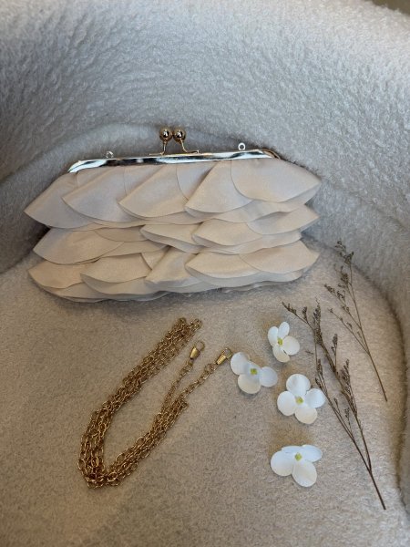 حقيبة يد مميزة من زارا كواليتي جداّ عالية