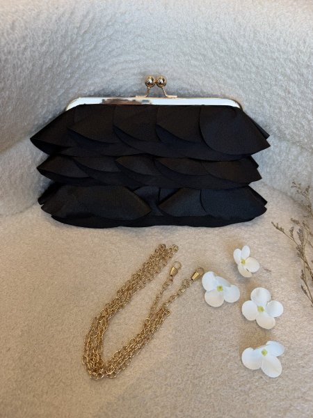 حقيبة يد مميزة من زارا كواليتي جداّ عالية