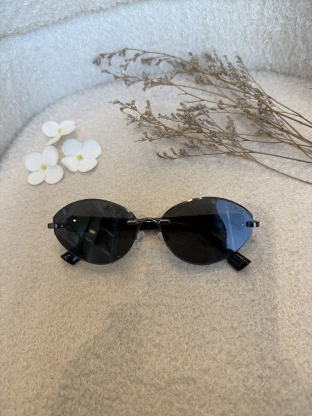 نظارة من Dior