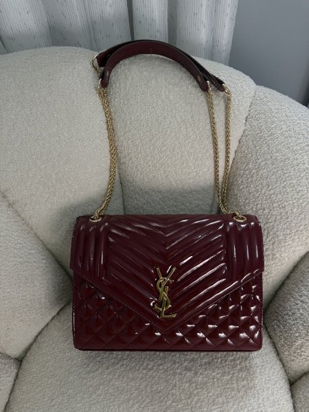 حقيبة ysl الشهيرة حجم 33سم كواليتي جداً عالية جلد لامع <br> <span class='text-color-warm'>سيتوفر قريباً</span>