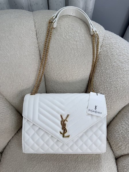 حقيبة ysl الشهيرة حجم 33سم كواليتي جداً عالية <br> <span class='text-color-warm'>سيتوفر قريباً</span>