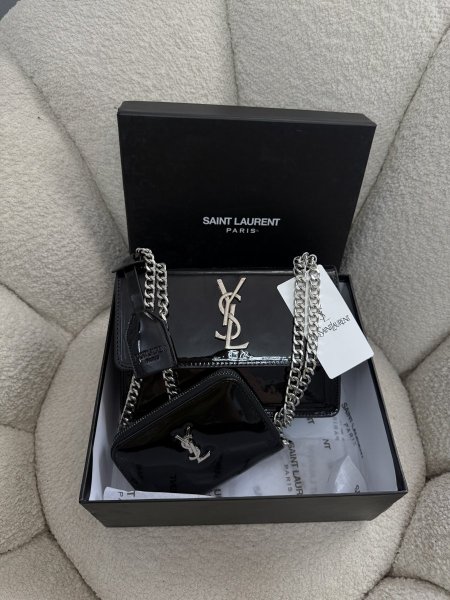 بكج ysl مكون من قطعتين (شنطة و محفظة) شامل البوكس كواليتي جداً عالية
