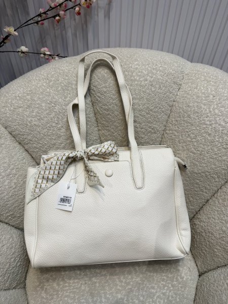 حقيبة عملية حجم كبير كواليتي عالية <br> <span class='text-color-warm'>سيتوفر قريباً</span>