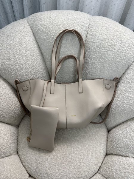 حقيبة من بولين حجم ميديوم كواليتي جداً عالية مع باوتش إضافي