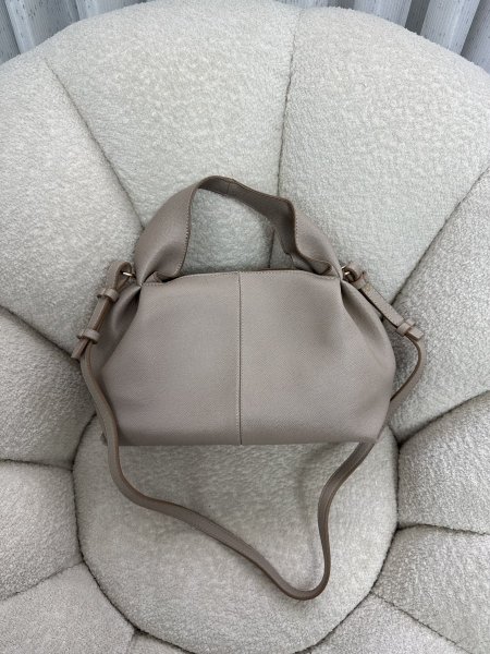 حقيبة الترند من بولين (إصدار حديث) حجم ميديوم كواليتي جداً عالية <br> <span class='text-color-warm'>سيتوفر قريباً</span>