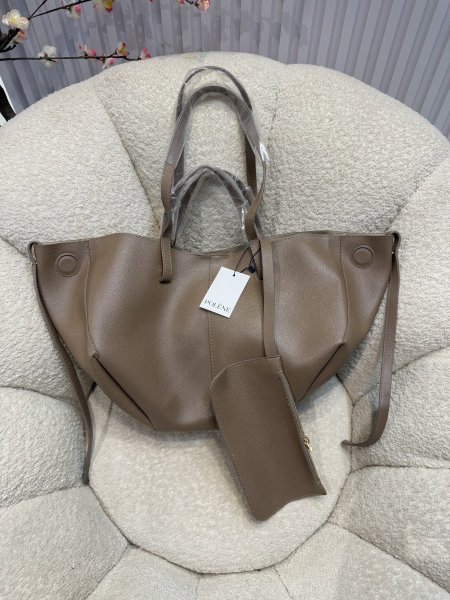 حقيبة بولين الشهيرة حجم لارج كواليتي جداً عالية