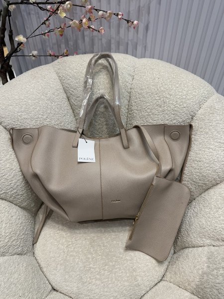 حقيبة بولين الشهيرة حجم لارج كواليتي جداً عالية