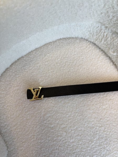 حزام من LV دبل فيس كواليتي عالية