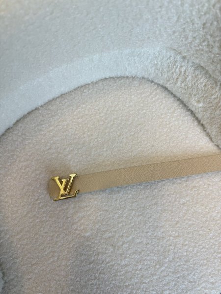 حزام من LV دبل فيس كواليتي عالية