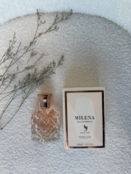 بديل عطر ثبات لا يقل عن ٨ ساعات ٣٠ مل