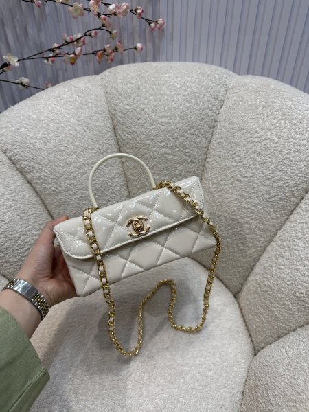 شنطة شانيل إصدار جديد حجم 22 سم كواليتي جداً عالية