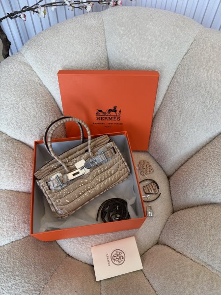 حقيبة هيرمز بيرجن جلد تمساح حجم ٢٥ سم كواليتي عالية شاملة البوكس