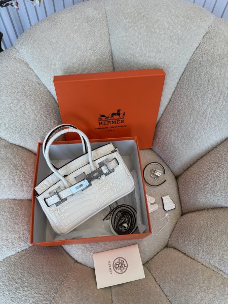 حقيبة هيرمز بيرجن جلد تمساح حجم ٢٥ سم كواليتي عالية شاملة البوكس