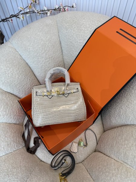 حقيبة هيرمز بيرجن جلد تمساح حجم ٢٥ سم كواليتي عالية شاملة البوكس